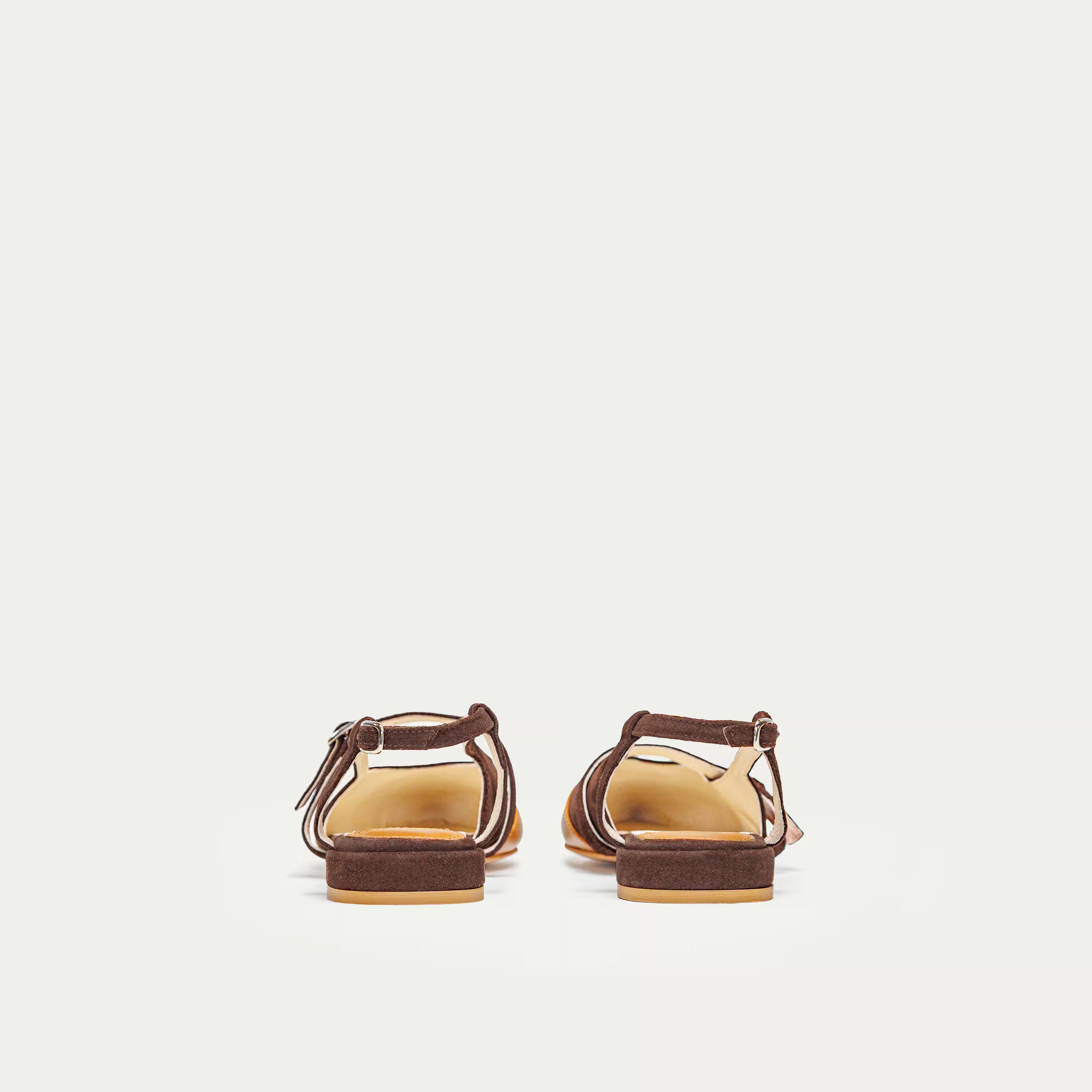 HUHUA Nora leather pumps back view Tan