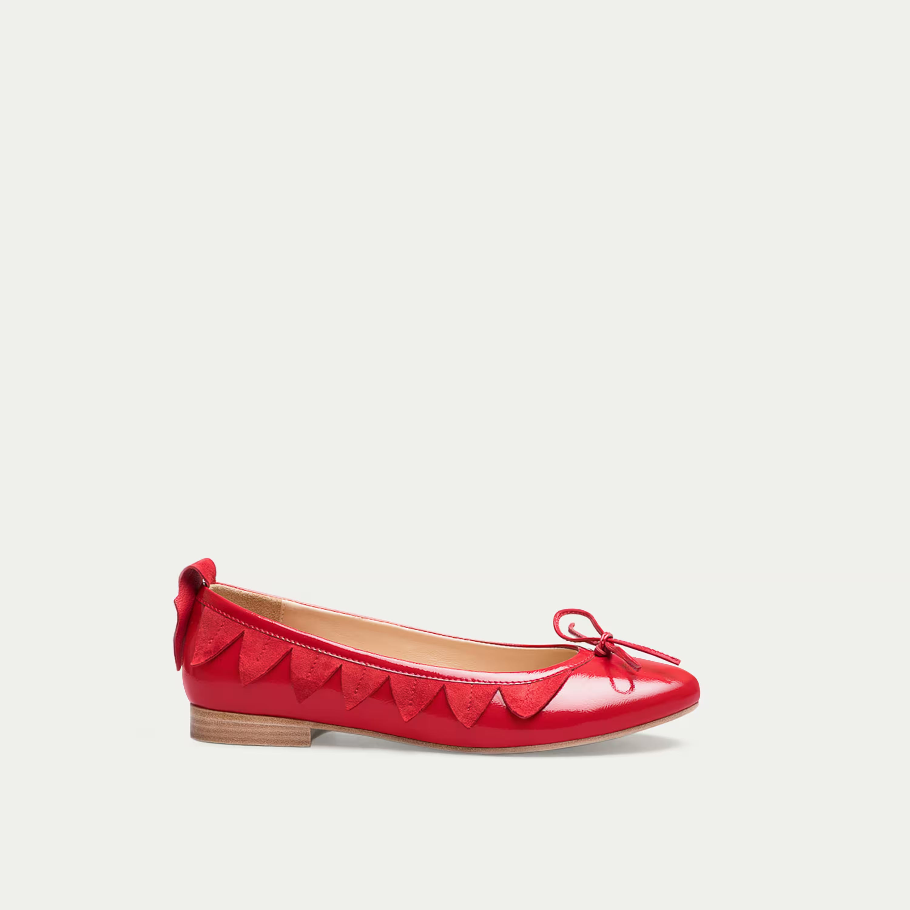 HUHUA ELEN handcrafted women's leather pumps side view Scarlet