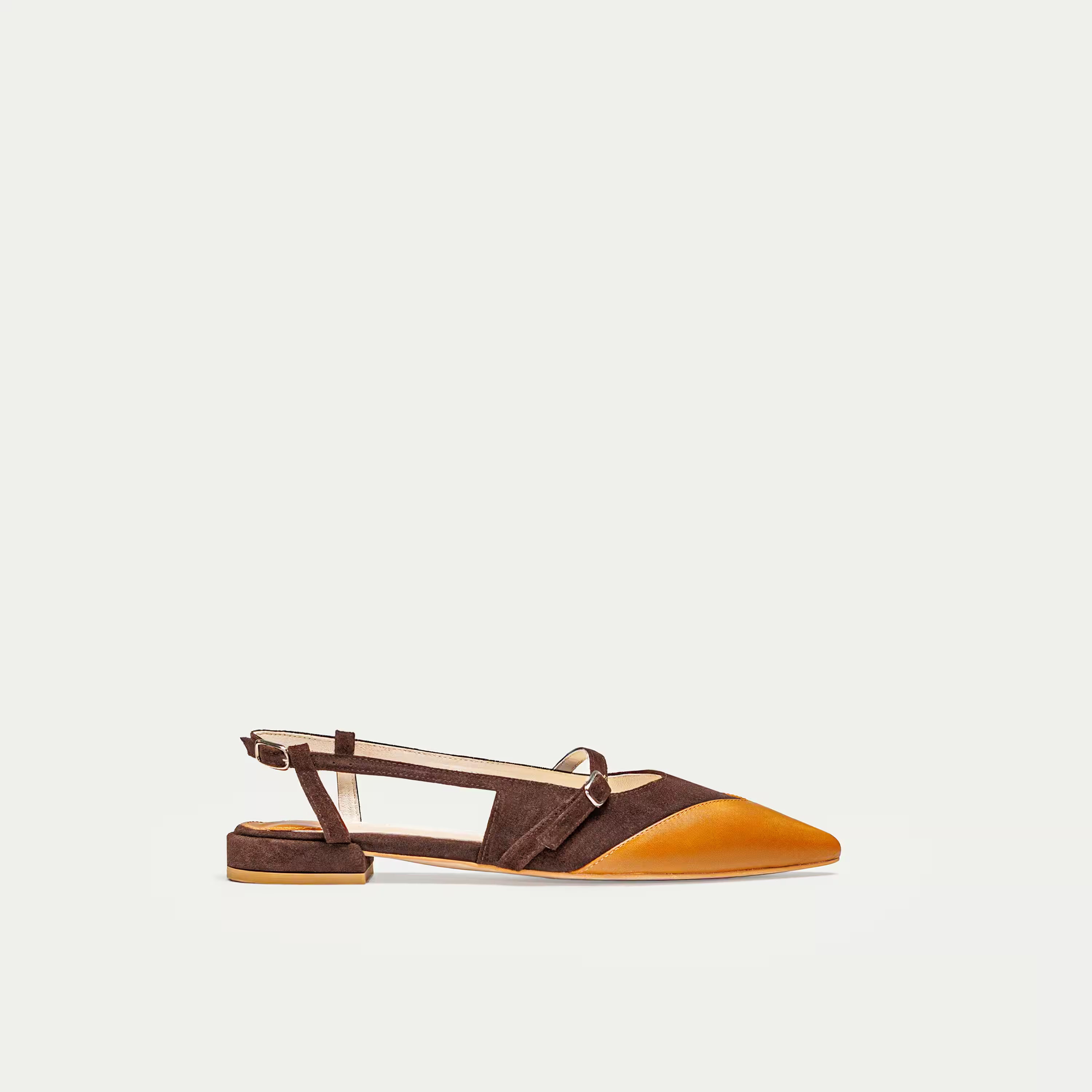 HUHUA Nora leather pumps side view Tan